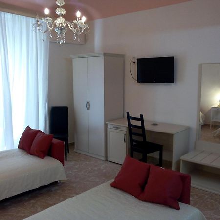 Gualtiero Camere & Suite กัลตาจีโรเน ห้อง รูปภาพ