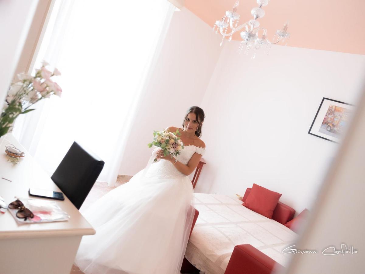 Gualtiero Camere & Suite กัลตาจีโรเน ภายนอก รูปภาพ