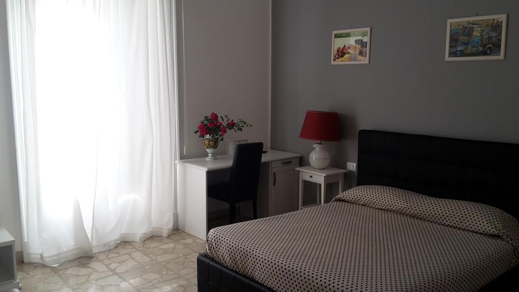 Gualtiero Camere & Suite กัลตาจีโรเน ภายนอก รูปภาพ