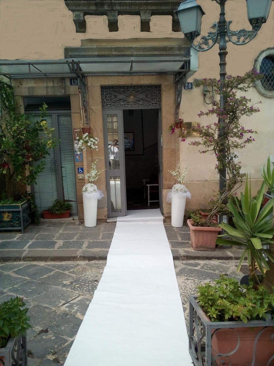 Gualtiero Camere & Suite กัลตาจีโรเน ภายนอก รูปภาพ